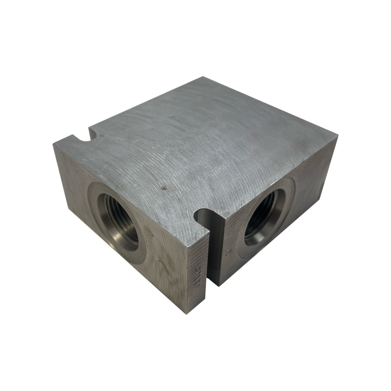 12 Series, 3-way, SAE-12 Ports, Steel Valve Body (30167)