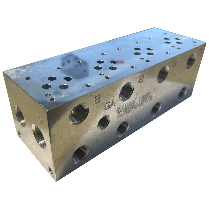 D03 4 Station Parallel Circuit Manifold with Relief Cavity (AD03P042P/S)